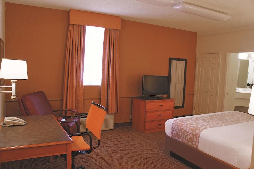 Hotel La Quinta By Wyndham Greenway Plaza Medical Area 3*