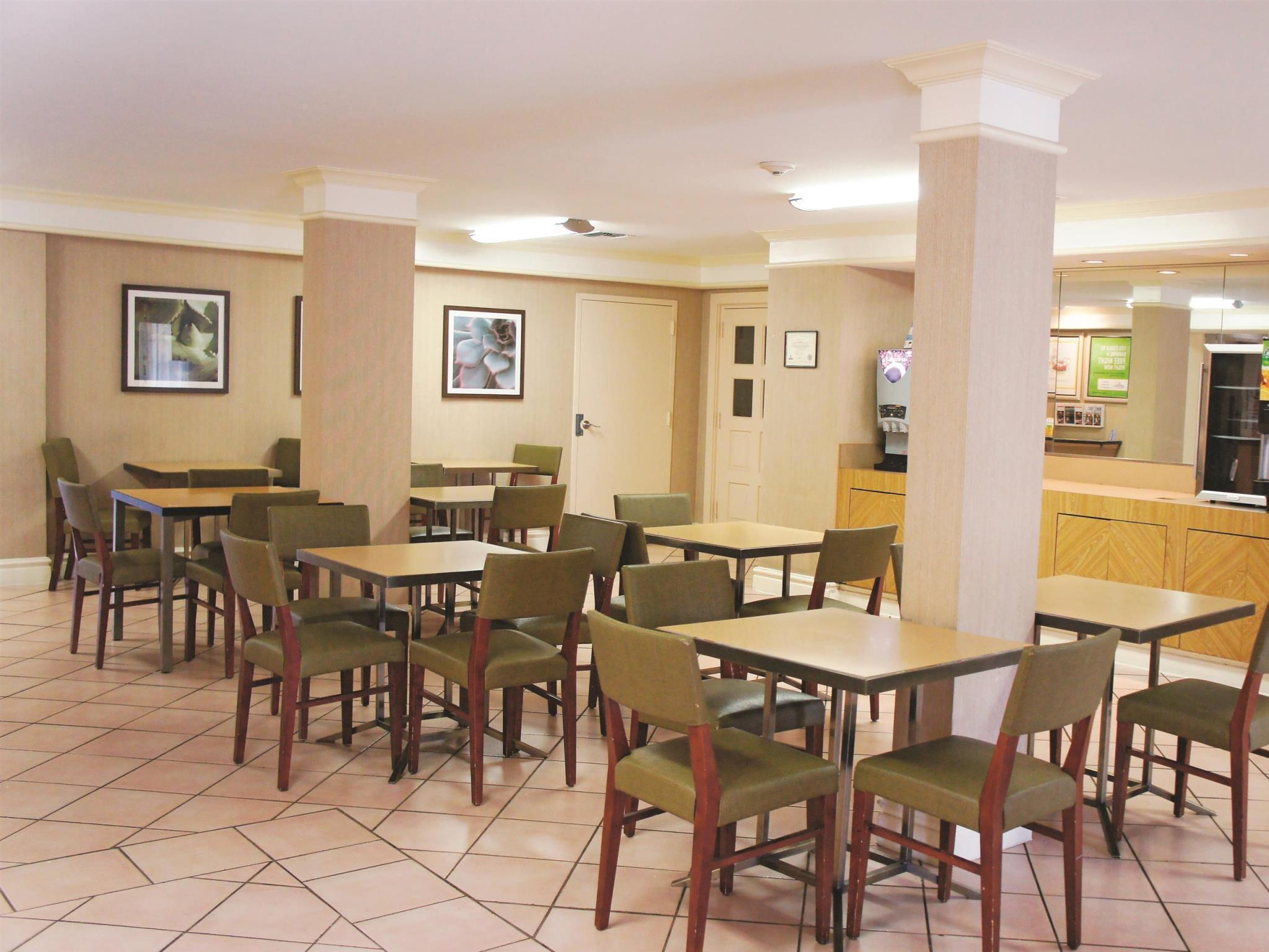 Hotel La Quinta By Wyndham Greenway Plaza Medical Area 3*