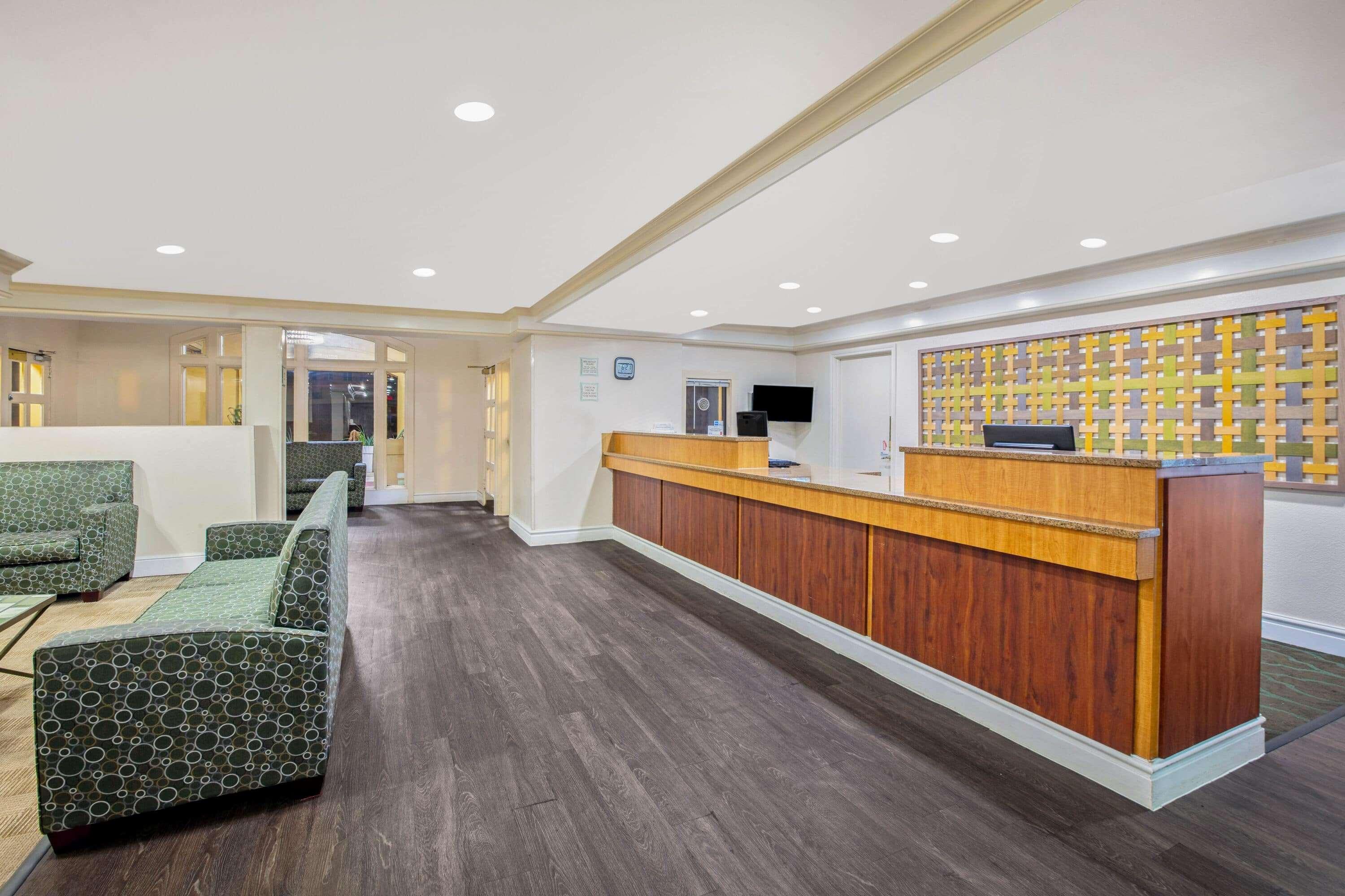 Hotel La Quinta By Wyndham Greenway Plaza Medical Area