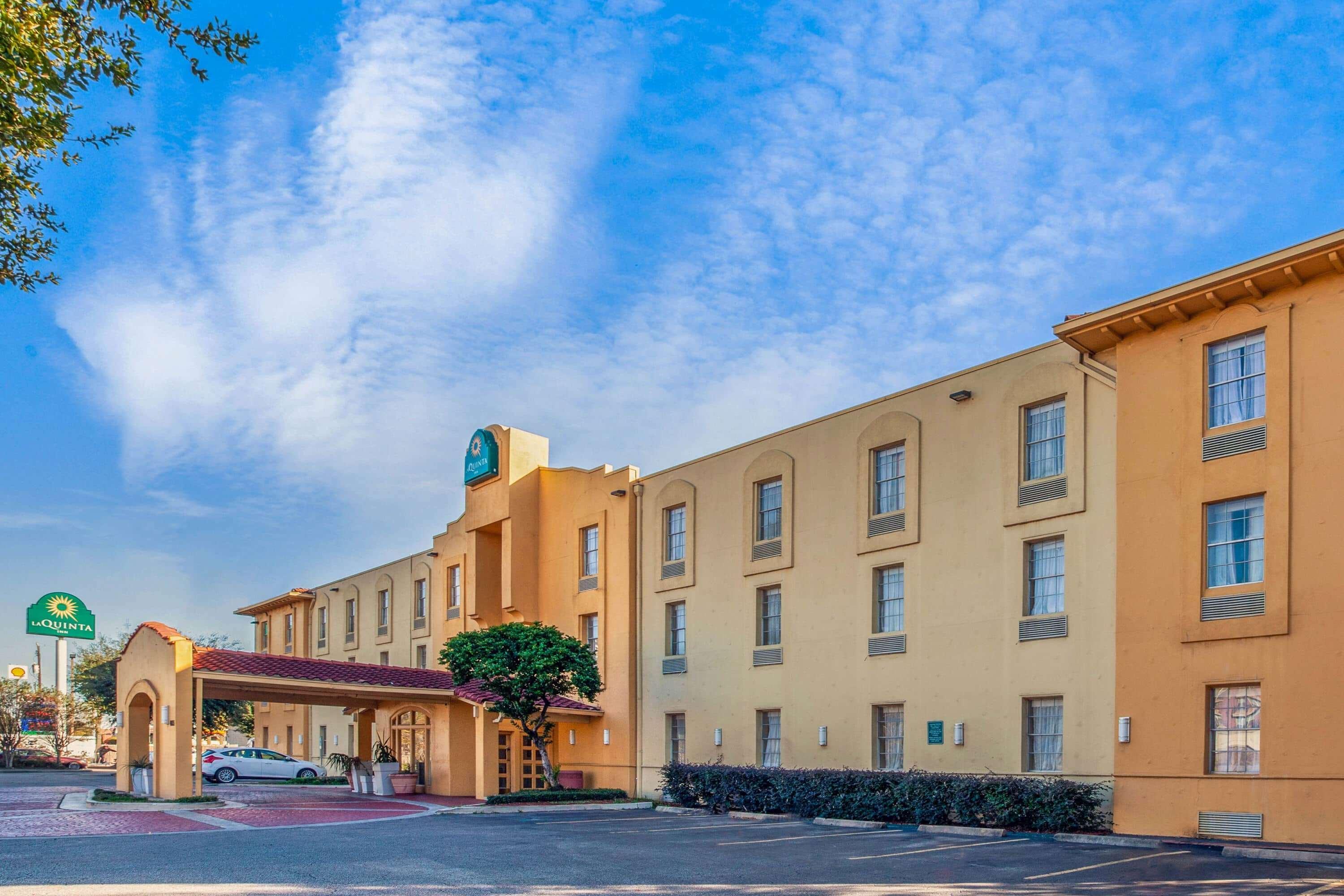 La Quinta By Wyndham Greenway Plaza Medical Area Hotel Houston