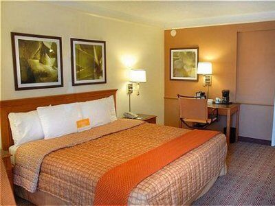 Hotel La Quinta By Wyndham Greenway Plaza Medical Area 3*